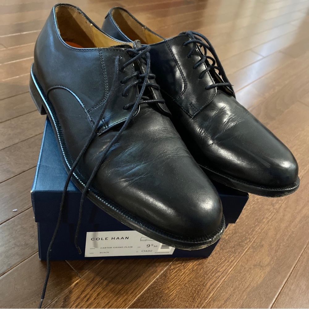 Men’s Cole Haan Black Leather Oxford Shoes size 9.5 with box